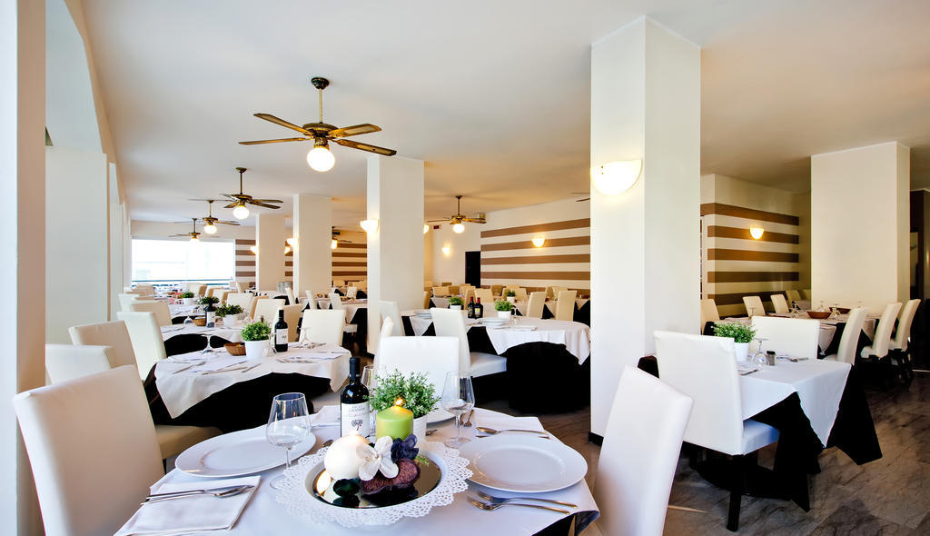 Hotel Esplanade Rimini Zewnętrze zdjęcie